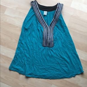 Akemi + Kim Anthropologie sleeveless dressy top